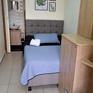 Apartment Apartaestudio Duruelos Laureles, Medellin