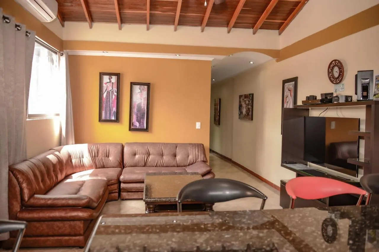 Calle 8 Suites Medellin