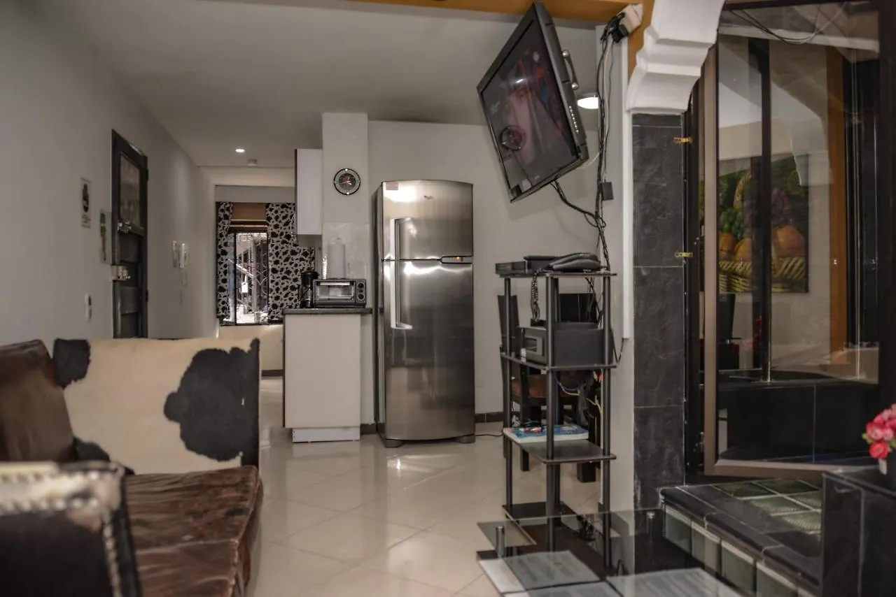 Calle 8 Suites Medellin 0*,