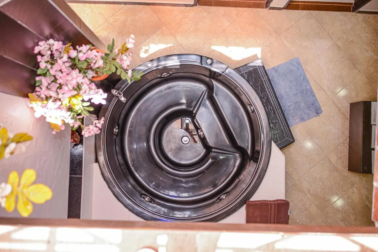מדיין Calle 8 Suites 0*,  קולומביה