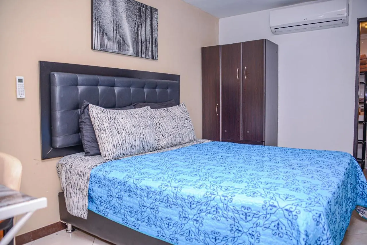 Apartment Calle 8 Suites Medellin