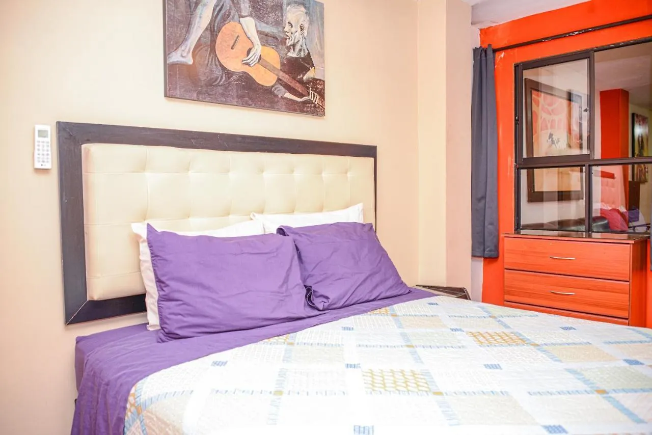 Calle 8 Suites Medellin Apartment